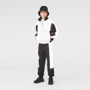 Color Blocks Zipped Jacket in Grey and Black Color Blocks Zipped Jacket in Grey and Black