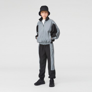Color Blocks Zipped Jacket in Grey and Black Color Blocks Zipped Jacket in Grey and Black